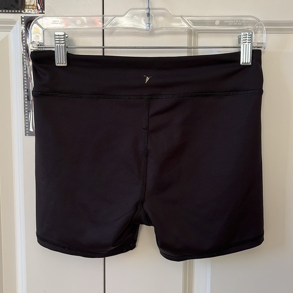 Girls Old Navy Active Go-dry black shorts - size XL - Picture 2 of 4